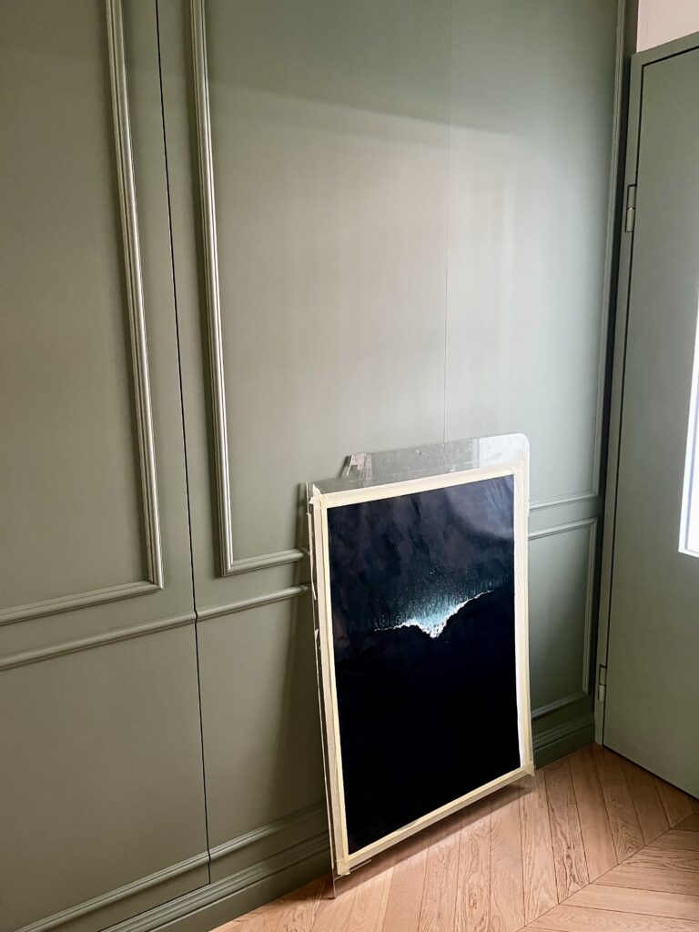 Ozzy | Dark Necessities_ambientatoi